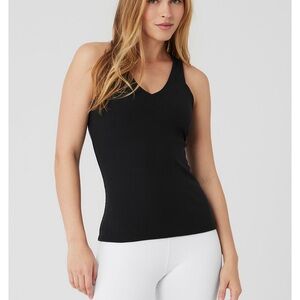 ALO elevate tank. Medium. Black
